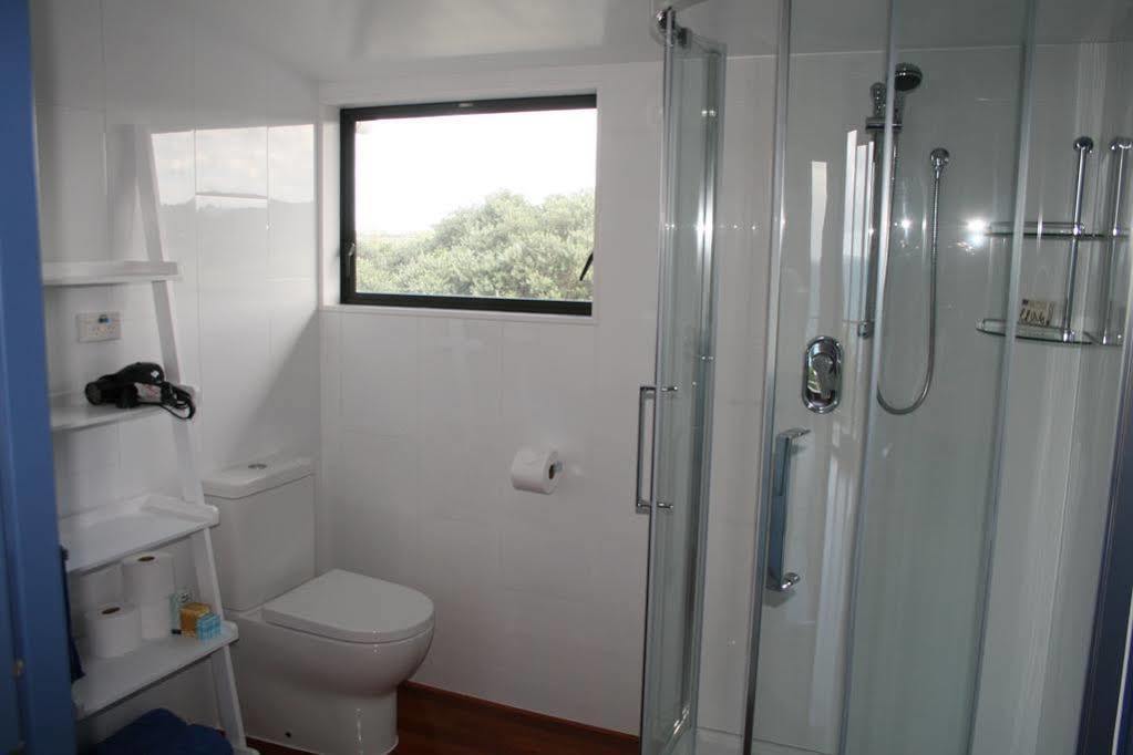 The Lighthouse Lookout Bed & Breakfast Tutukaka Exterior photo