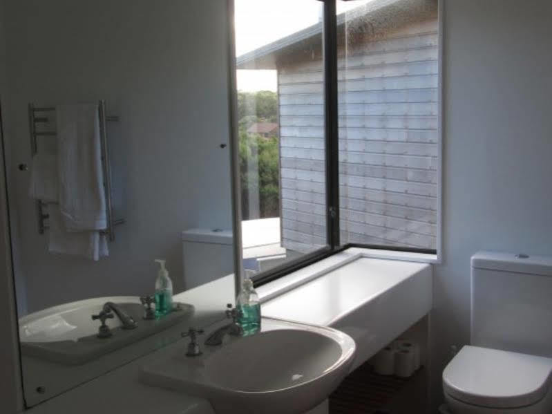 The Lighthouse Lookout Bed & Breakfast Tutukaka Exterior photo